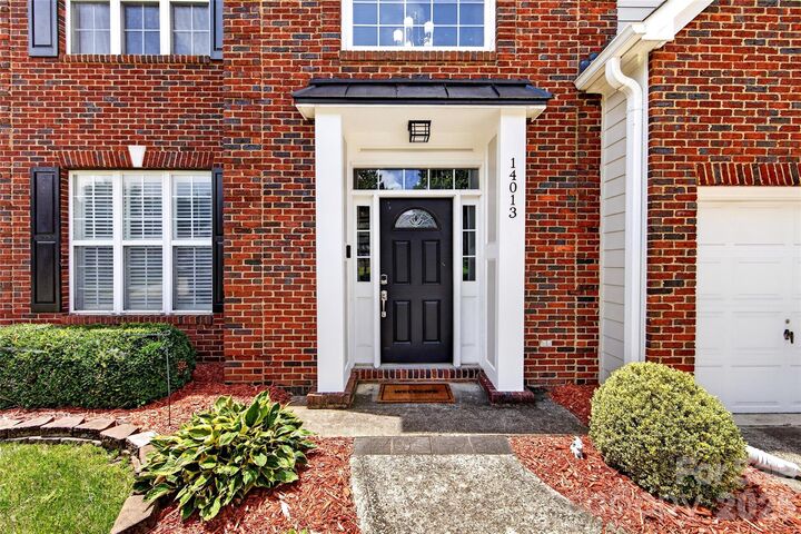 Property Photo: 14013 Laurel Trace Drive NC 28273