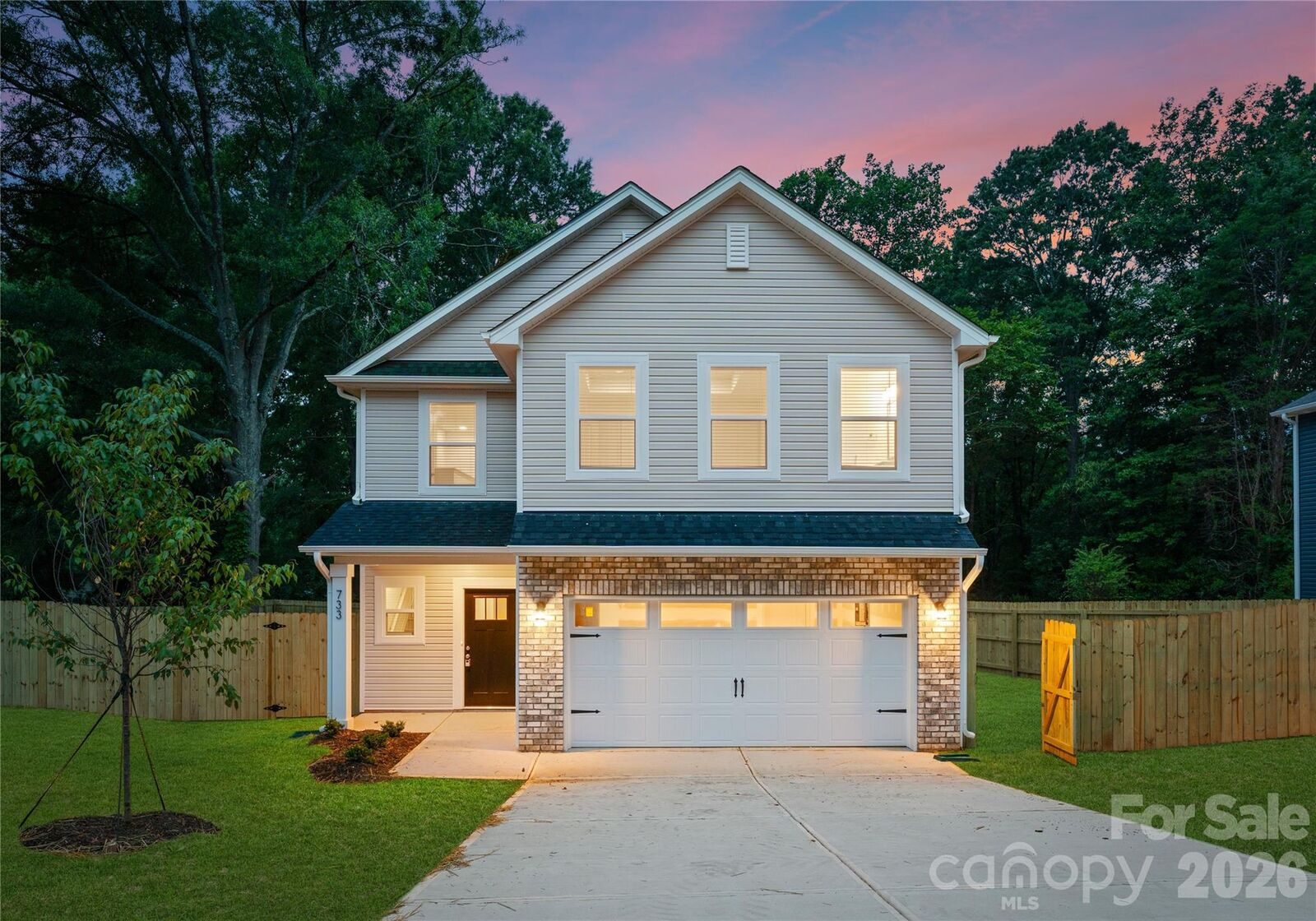 Property Photo: 1035 Rodey Avenue NC 28206