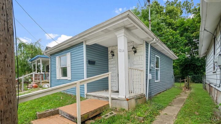 Property Photo:  6264 Simpson Avenue  OH 45224 