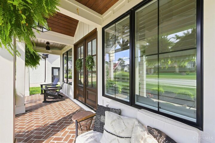Property Photo: 4954 Heitmeyer Lane OH 45242