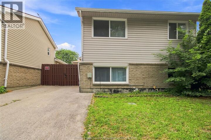 Property Photo:  1229 Arncliffe Place  ON  