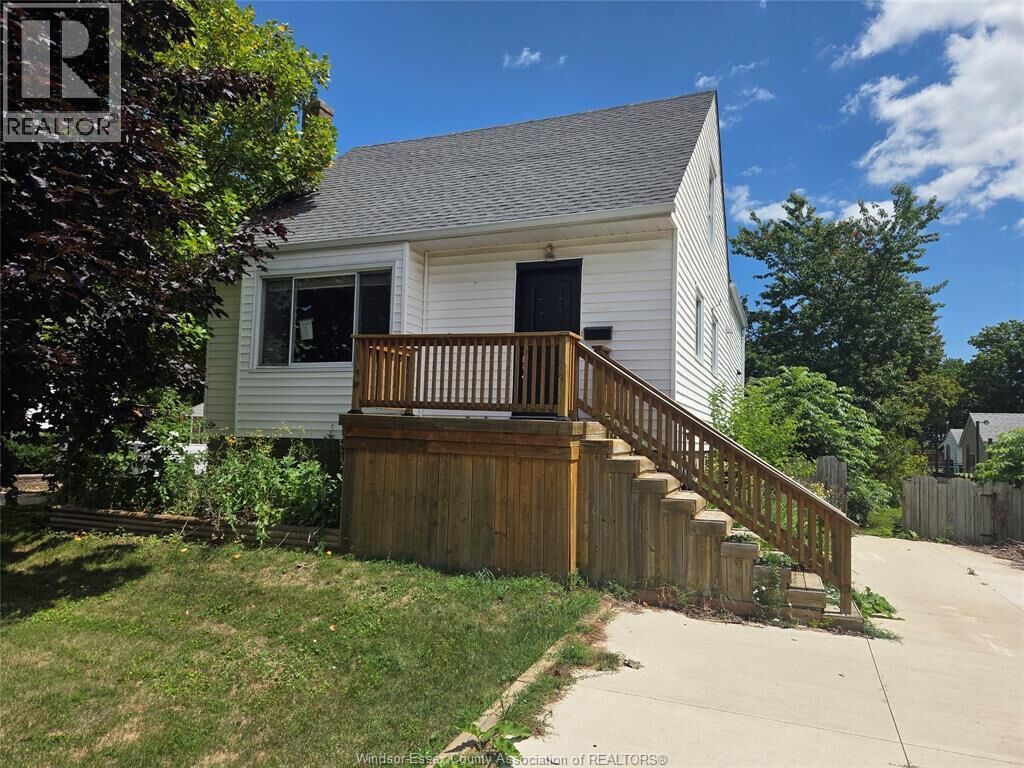 Property Photo:  782 Kember Avenue  ON N7S 2T5 