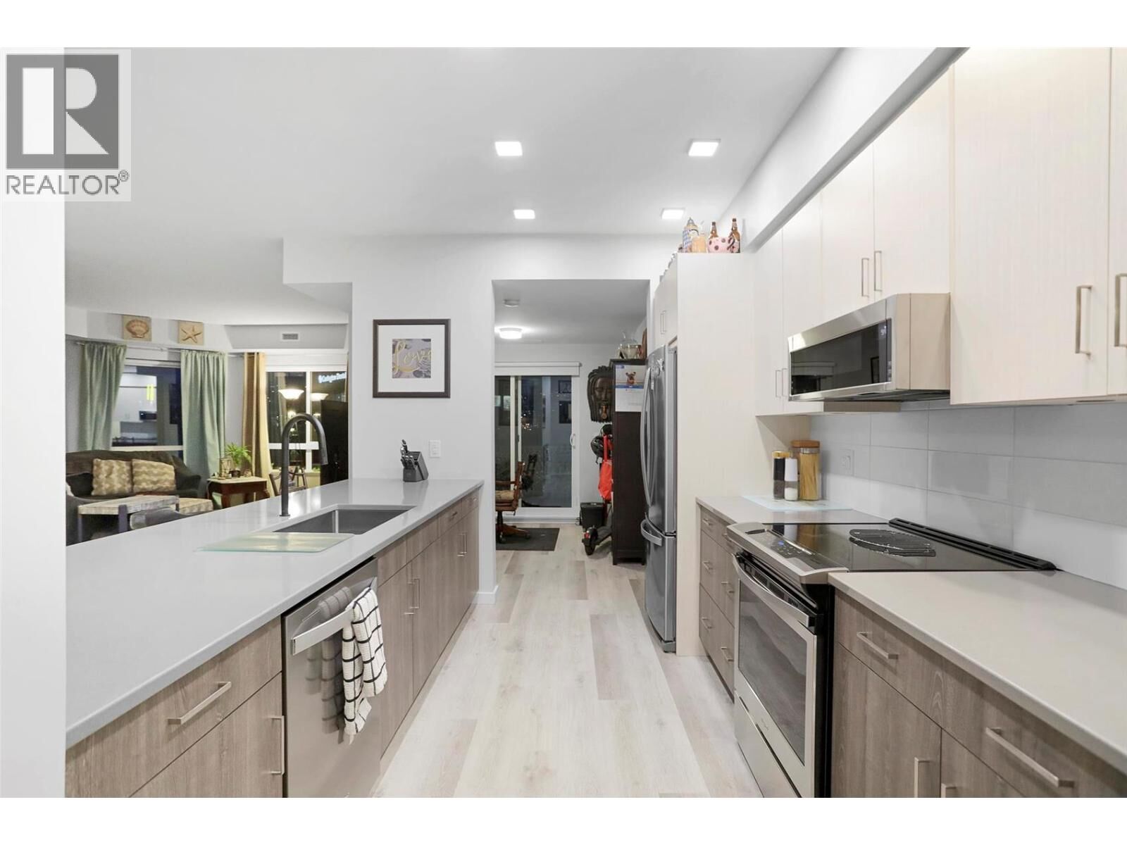 Property Photo: 2301 Carrington Road 306 BC V4T 0E2