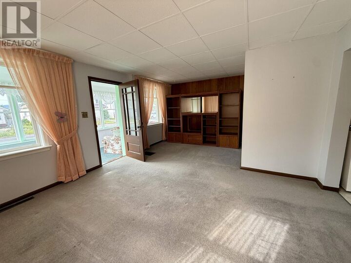 Property Photo:  375 Empire Ave  ON P7E 4S2 