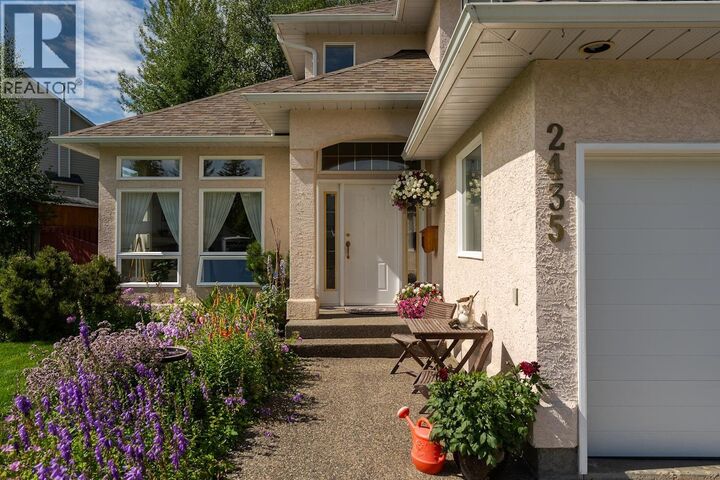 Property Photo: 2435 Panorama Crescent BC V2K 4C2
