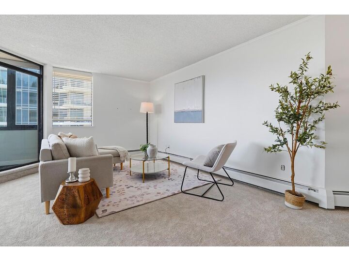 Property Photo: 1480 Foster Street 303 BC V4B 3X7