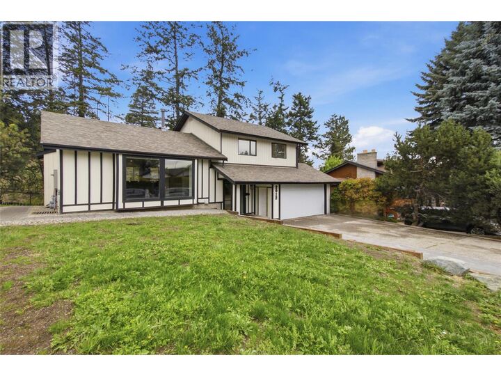Property Photo: 2012 Sifton Avenue BC V1S 1A9
