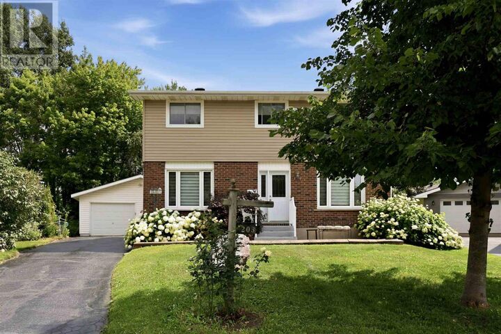 Property Photo:  203 Louise Ave  ON P6A 5X1 