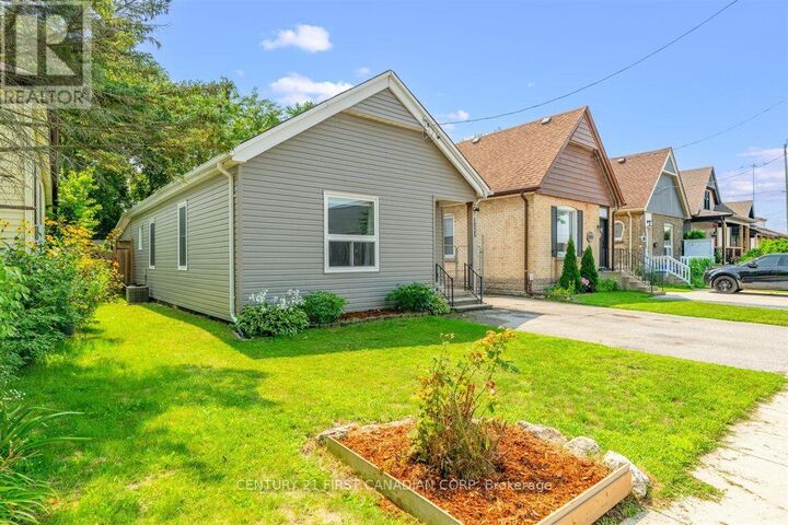 Property Photo: 1025 King Street ON N5W 2X7