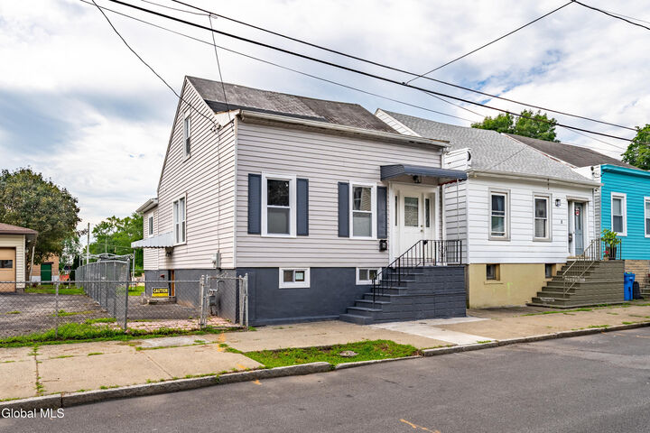 Property Photo: 6 Garden Street NY 12209