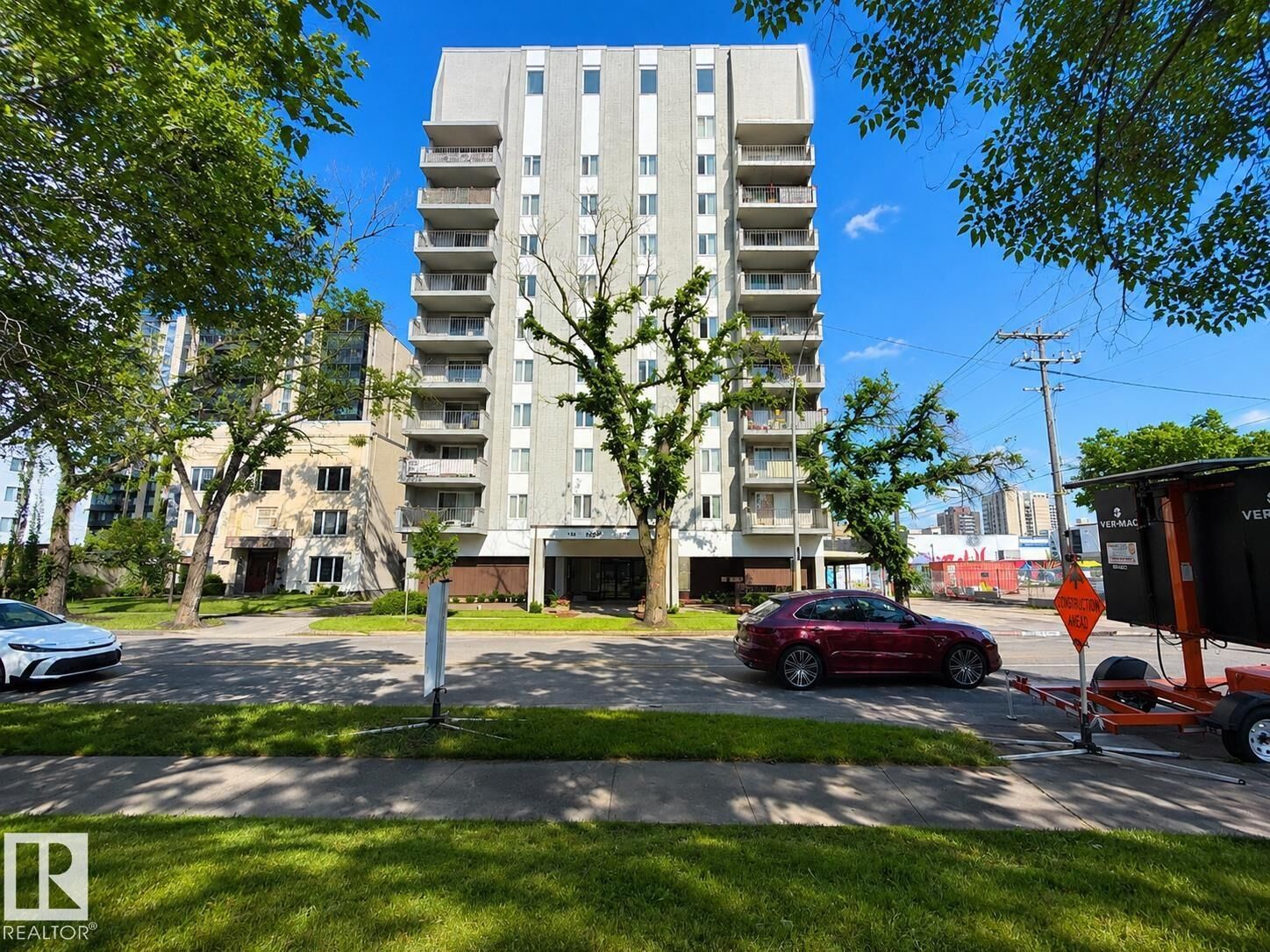 Property Photo: 10135 116 Street NW 804 AB T5K 1W2