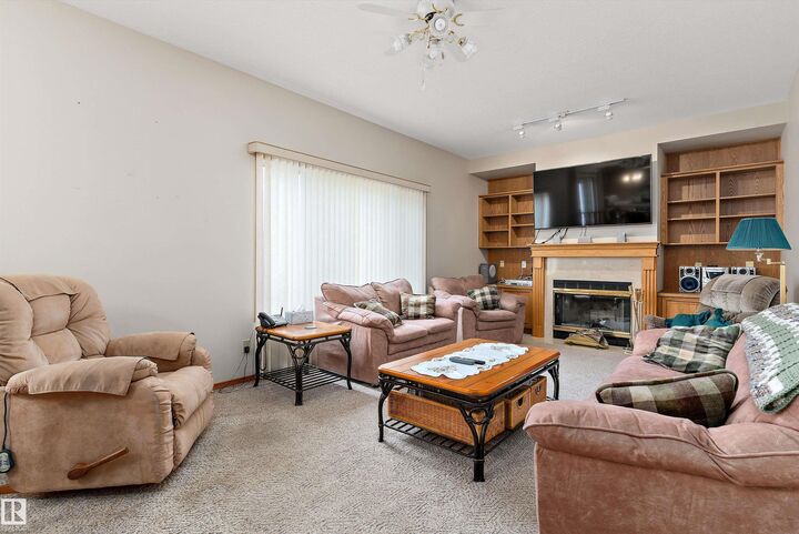 Property Photo:  120 Northlake Lane  AB T9A 3K7 
