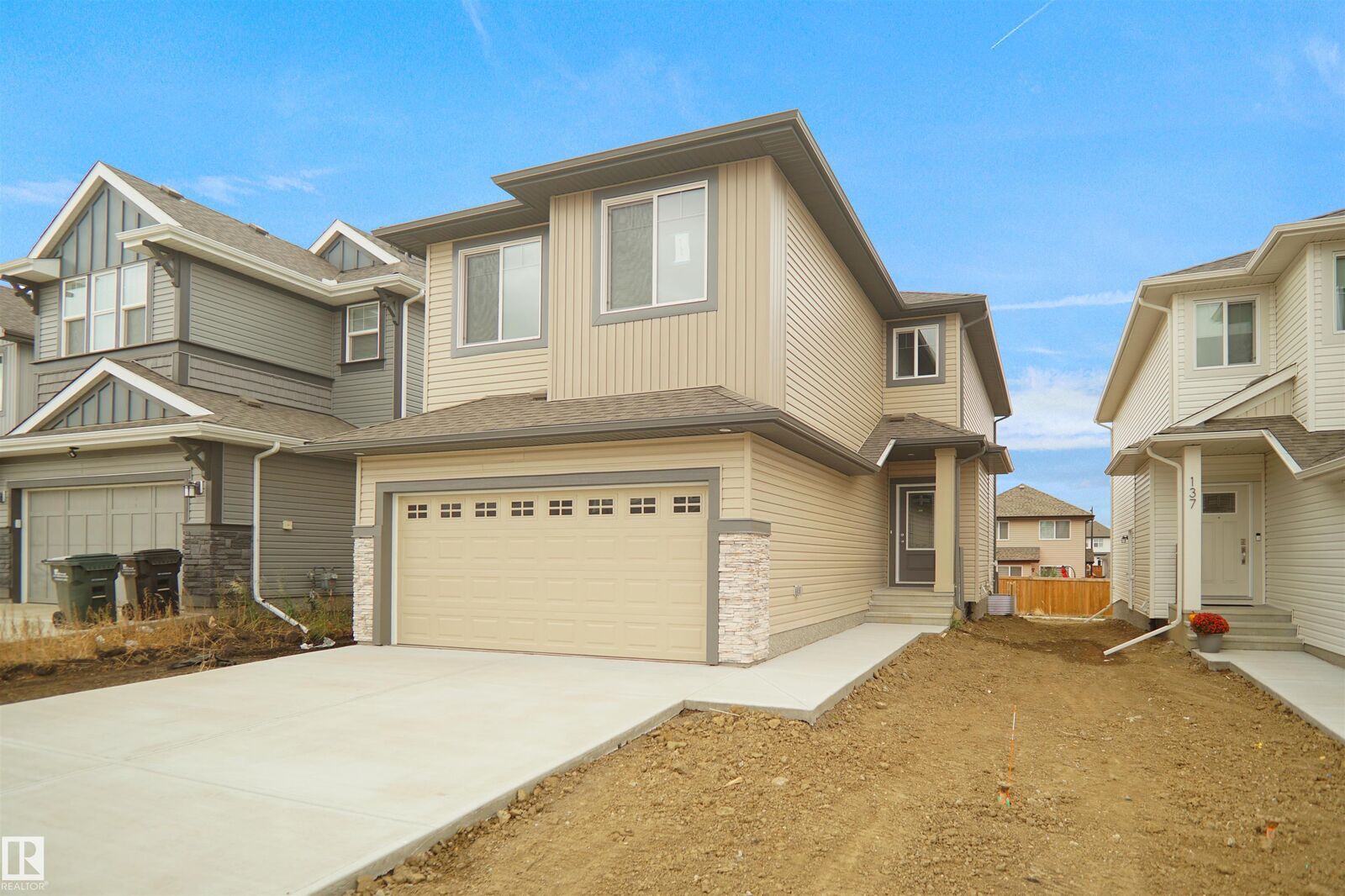 Property Photo:  623 Ashgrove Circle  AB T9E 0K7 