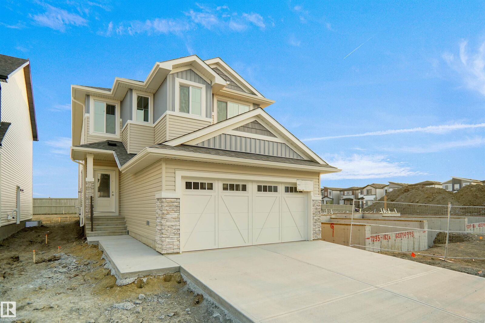 Property Photo:  22948 82 Avenue NW  AB T5T 4H5 