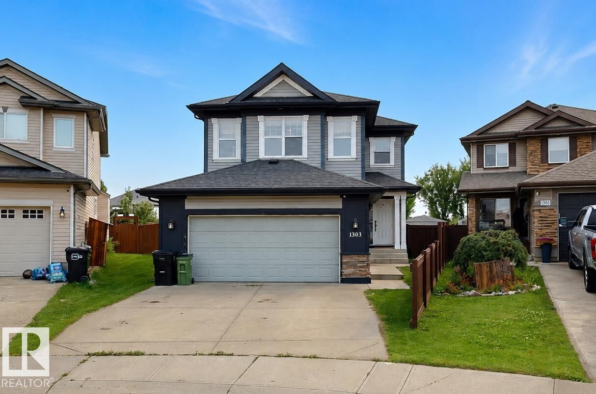 Property Photo: 1303 117st SW AB T6W 0E6