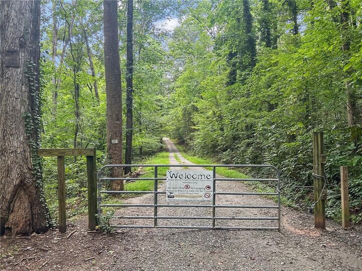 Property Photo:  4430 Bonneville Drive  GA 30041 