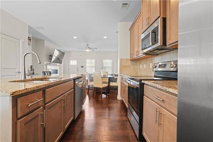 Property Photo:  887 Ambient Way SW  GA 30331 