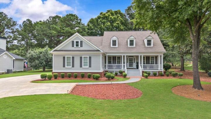 Property Photo:  204 Broadlands Drive  GA 31024 