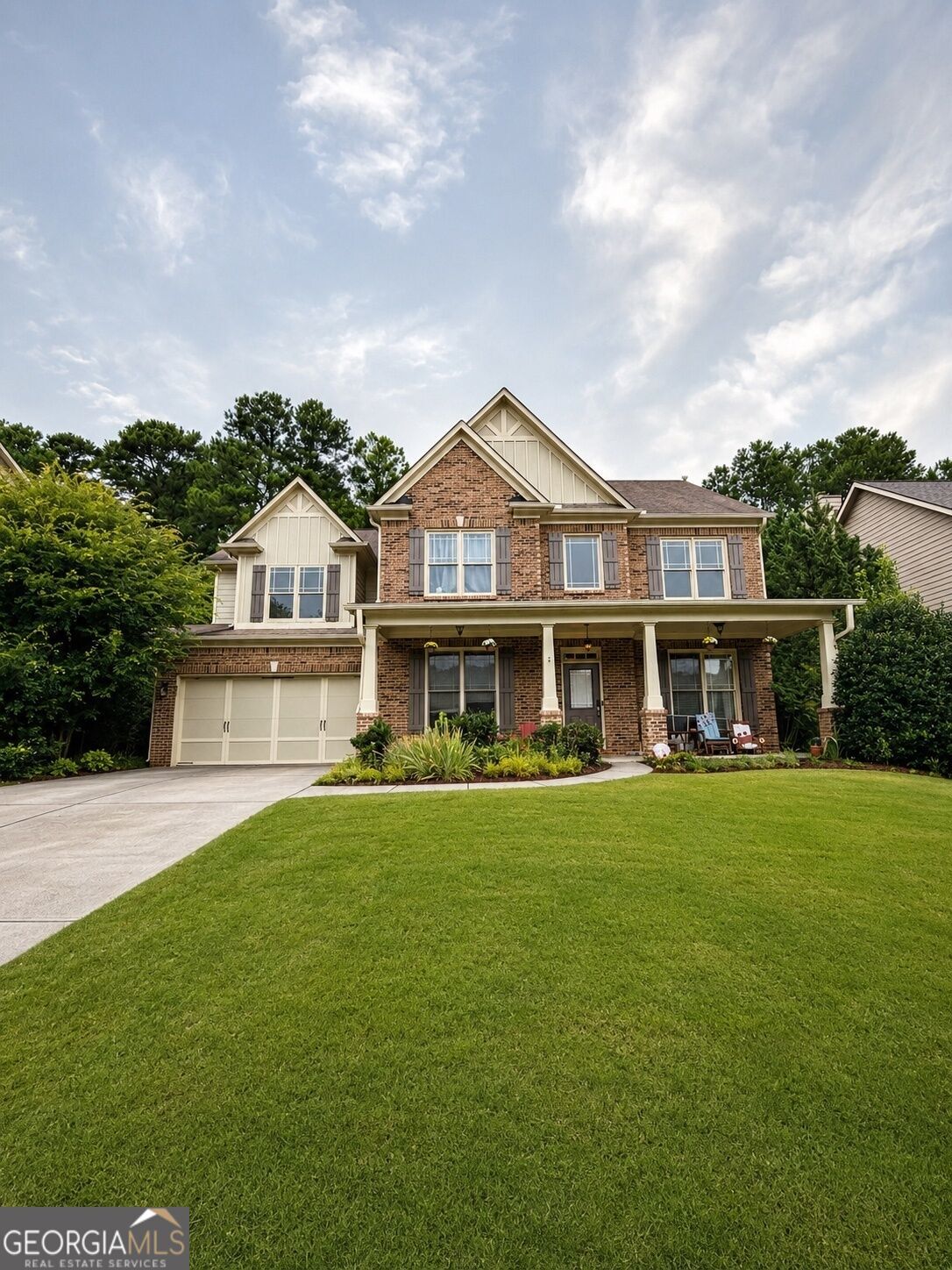 Property Photo: 945 Grand Ivey Place GA 30019