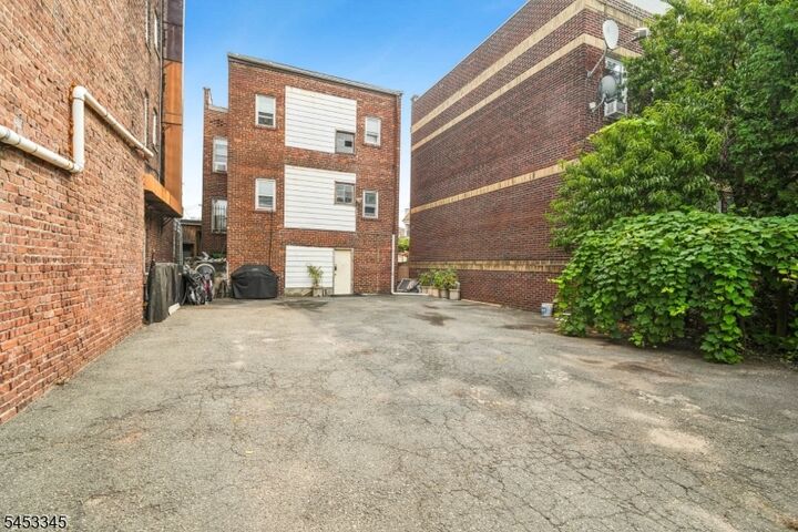 Property Photo:  531 Bloomfield Ave  NJ 07107 
