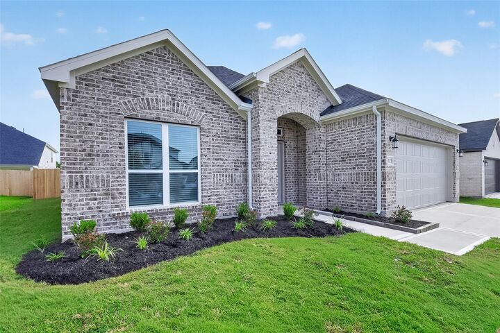 Property Photo:  2123 Spring Hollow Drive  TX 77521 