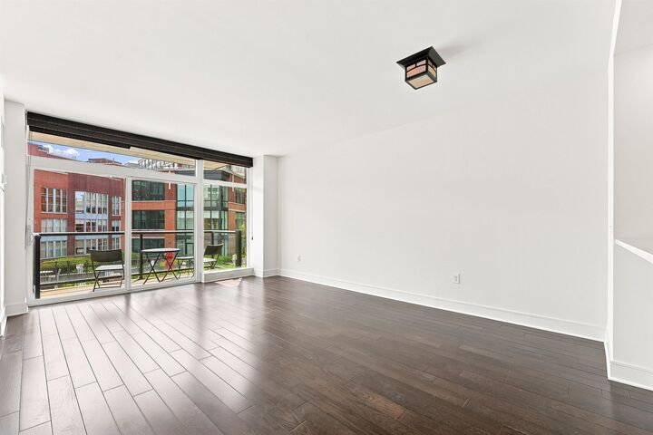 Property Photo: 1100 Maxwell Lane 516 NJ 07030