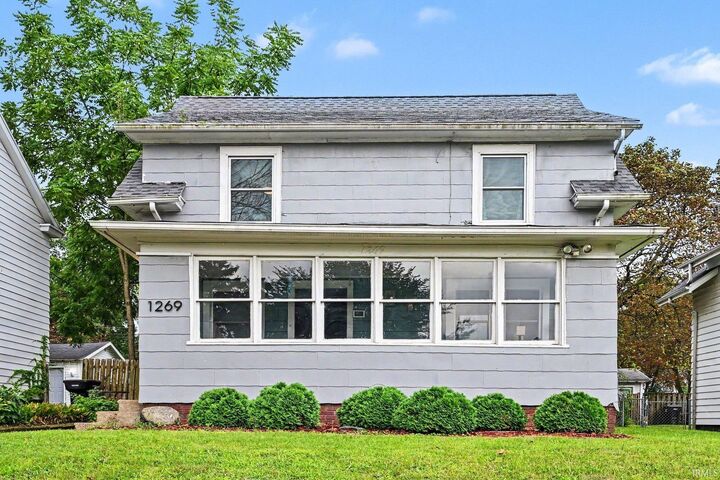 Property Photo: 1269 Woodward Avenue IN 46616-1527