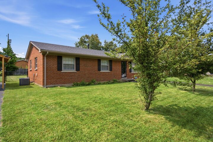 Property Photo:  1883 Feltner Court  KY 40511 