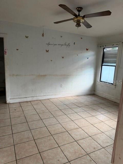 Property Photo:  1607 Center Street  FL 34748 