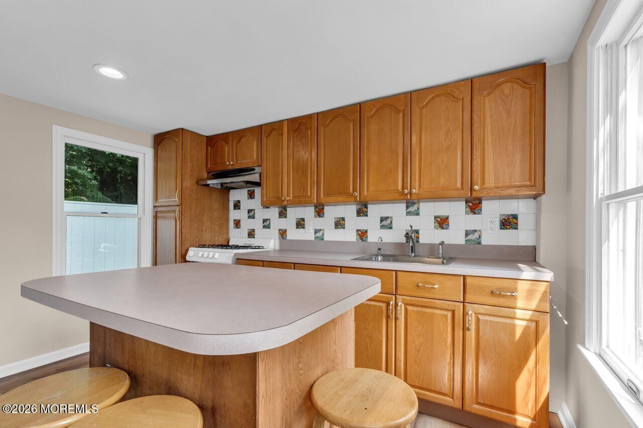Property Photo:  18 Maple Avenue  NJ 07724 
