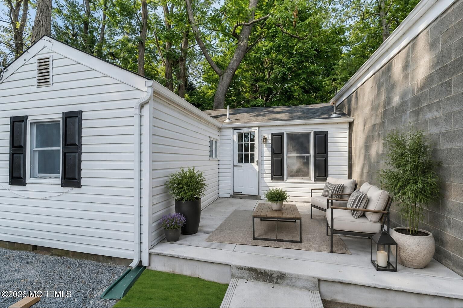 Property Photo:  18 Maple Avenue  NJ 07724 