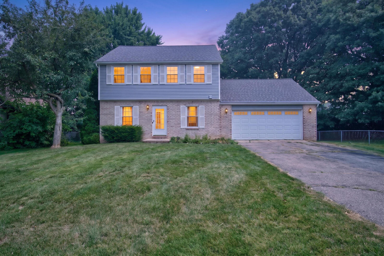 Property Photo: 529 Lee Street MI 48169