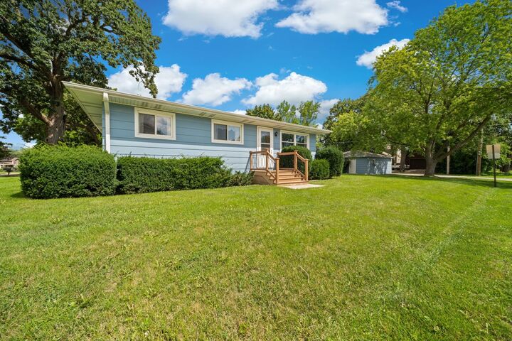 Property Photo:  2045 Gabriel Avenue  IL 60099 