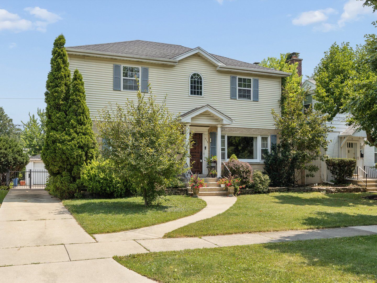 Property Photo: 713 Community Drive IL 60526
