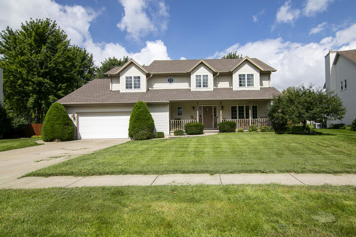 Property Photo:  559 Hollyberry Lane  IL 60914 