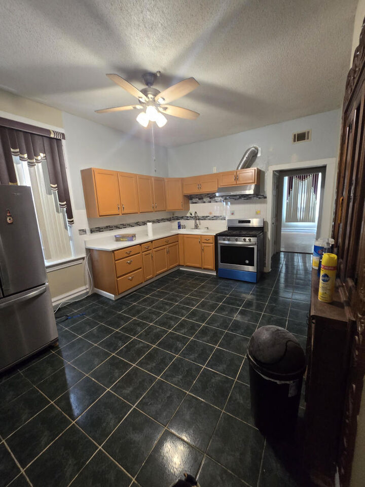Property Photo:  2741 S Trumbull Street 1  IL 60623 