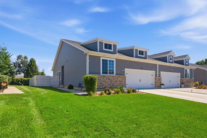 Property Photo:  4028 Brady Street  IL 60560 