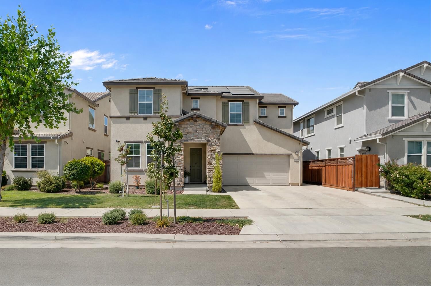 Property Photo:  2897 Rabbit Hollow Drive  CA 95330 
