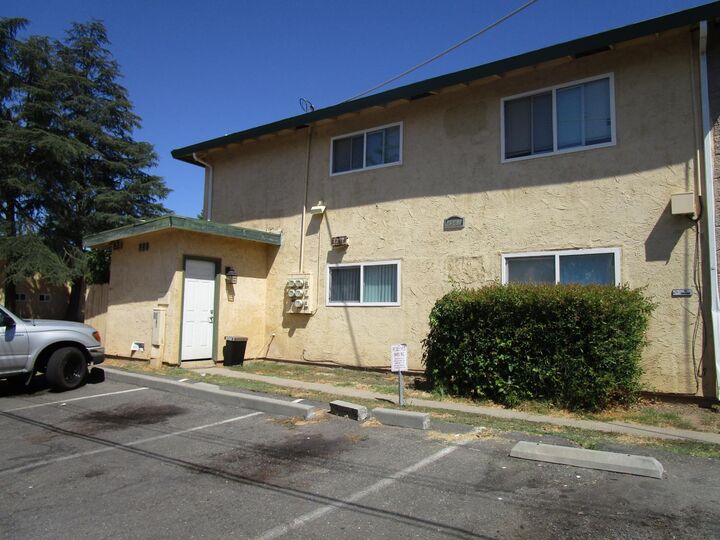 Property Photo: 4561 Ashcroft Avenue CA 95841