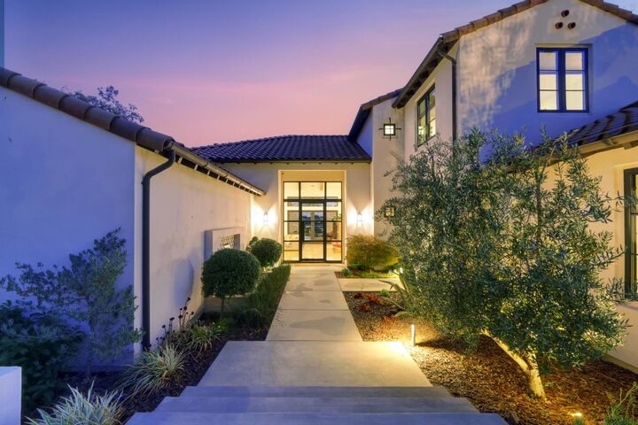 Property Photo: 280 Bronzino Court CA 95762