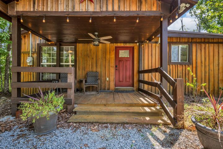 Property Photo: 550 Tooley Trail Lane TN 37101