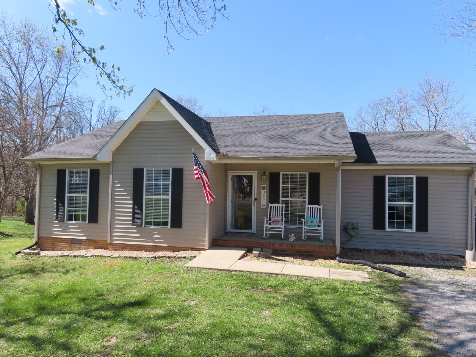 Property Photo:  2830 Hinson Rd  TN 37191 
