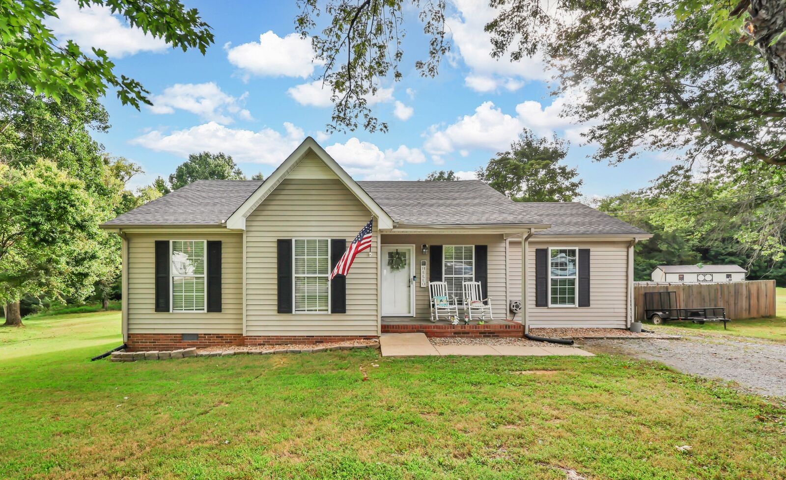 Property Photo: 2830 Hinson Rd TN 37191