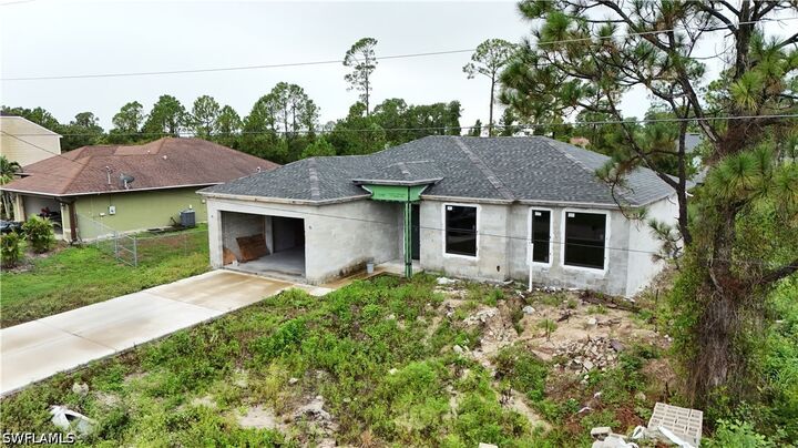 Property Photo: 226 Lausanne Avenue FL 33974