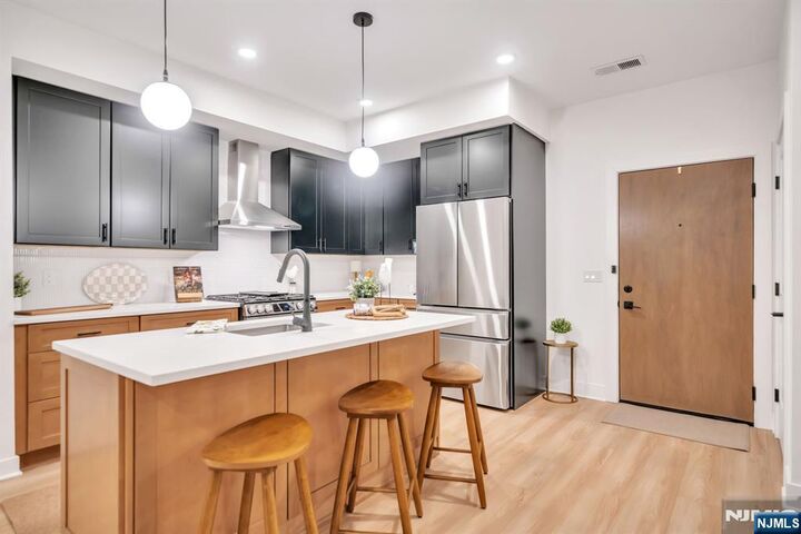 Property Photo:  20 Encampment Court 107  NJ 07045 