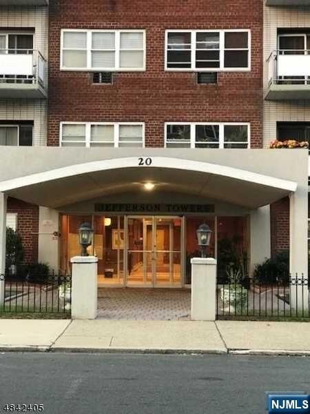 Property Photo:  20 Jefferson Street F7  NJ 07601 