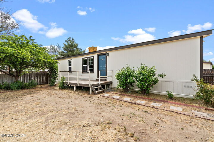 Property Photo: 17880 Blackbird Drive NV 89508