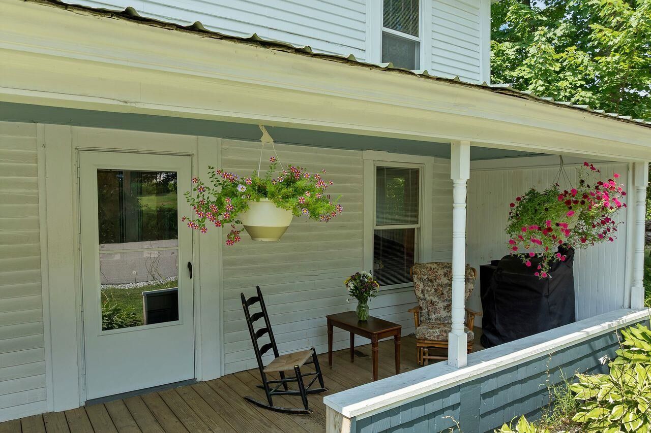 Property Photo:  22 East Madison Road  NH 03849 
