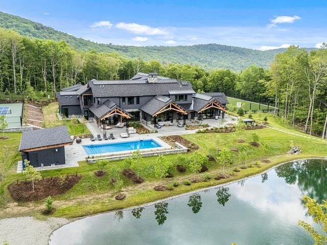Property Photo:  1084 Wade Pasture Road  VT 05672-5259 