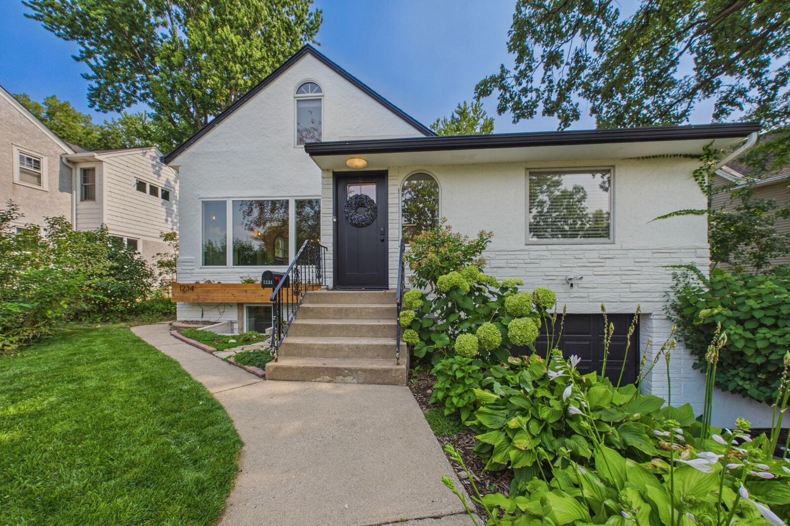 Property Photo: 1234 Como Boulevard E MN 55117